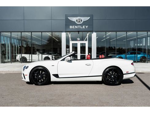 Used 2024 Bentley Continental GT V8 image 5