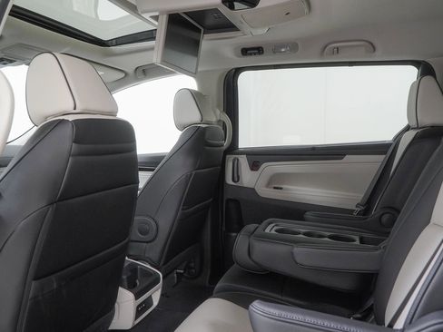 New 2026 Honda Odyssey Elite image 49