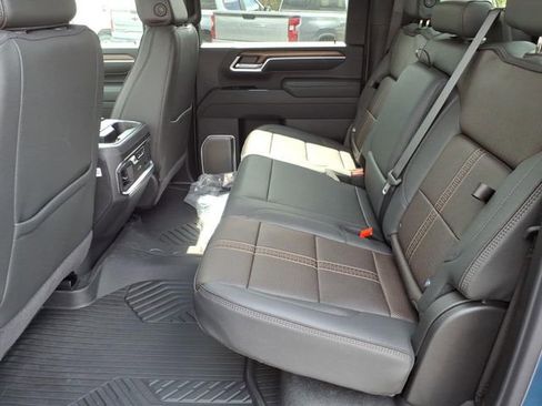 New 2026 Chevrolet Silverado 2500 High Country w/ High Country Premium Package AWD/4WD image 9