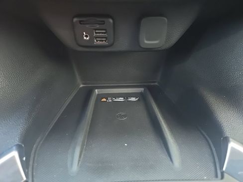 Used 2020 Chevrolet Traverse High Country FWD image 24