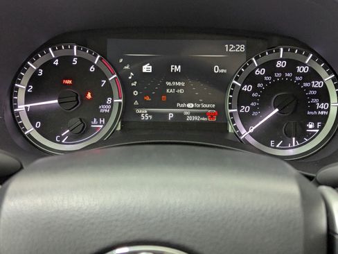 Used 2024 Toyota Highlander XLE image 20