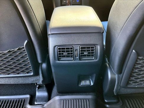 Used 2022 Toyota 4Runner Limited image 17