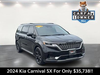 Used 2024 Kia Carnival SX