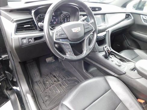 Used 2020 Cadillac XT5 Premium Luxury image 15