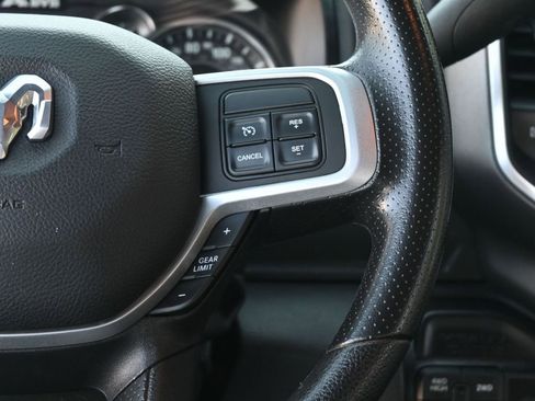 Used 2022 RAM 3500 Big Horn image 38