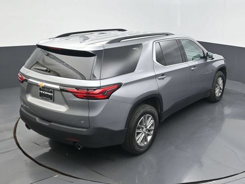 Used 2023 Chevrolet Traverse LT AWD/4WD image 12