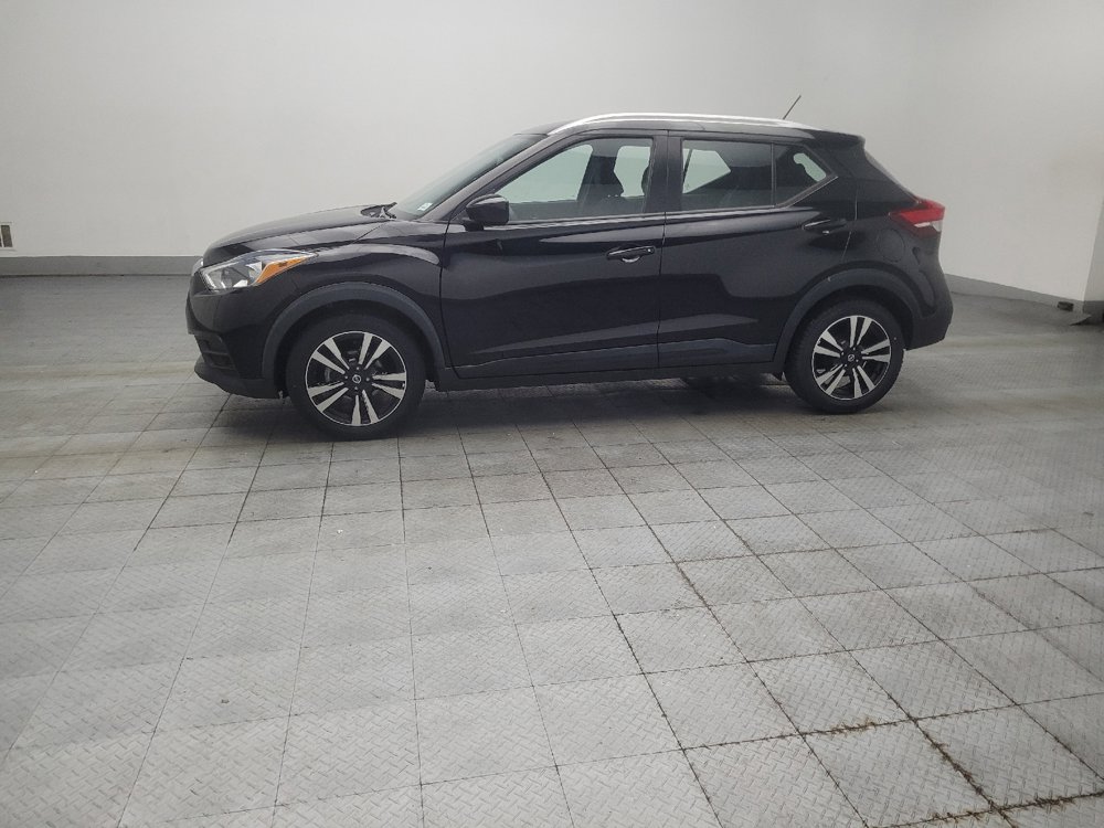 Used 2019 Nissan Kicks SV FWD image 2