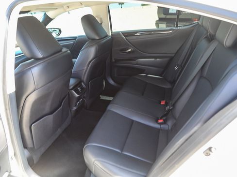 Used 2021 Lexus ES 350 w/ Premium Package FWD image 18