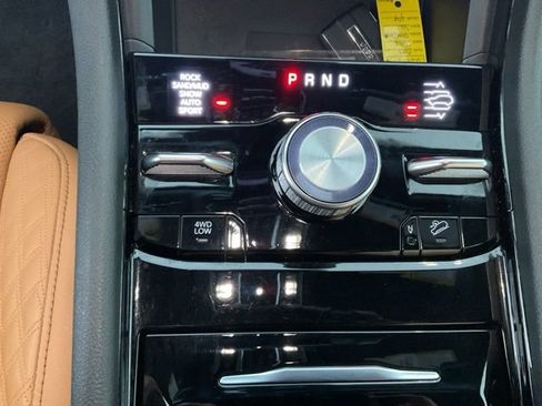 Used 2023 Jeep Grand Cherokee Summit w/ Luxury Tech Group V image 13