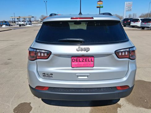 New 2026 Jeep Compass Latitude image 5