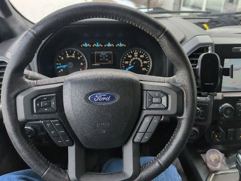 Used 2016 Ford F150 XLT w/ Equipment Group 302A Luxury image 7