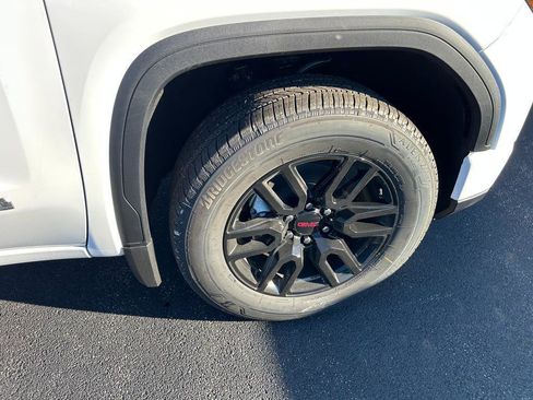 New 2026 GMC Sierra 1500 Elevation image 20