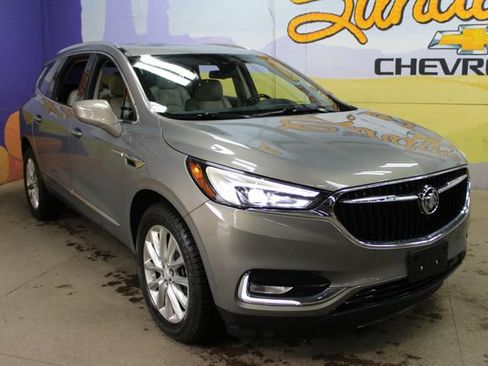 Used 2019 Buick Enclave Premium w/ Experience Buick Package AWD/4WD image 4