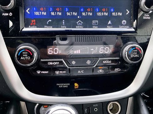Used 2018 Nissan Murano SL w/ Moonroof Package FWD image 33