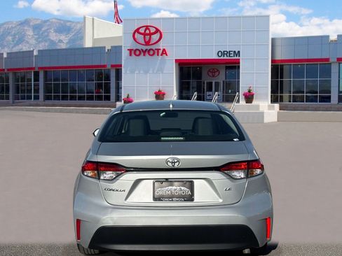 Used 2024 Toyota Corolla LE FWD image 4