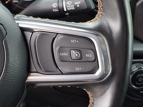Certified 2022 Jeep Gladiator Overland AWD/4WD image 20