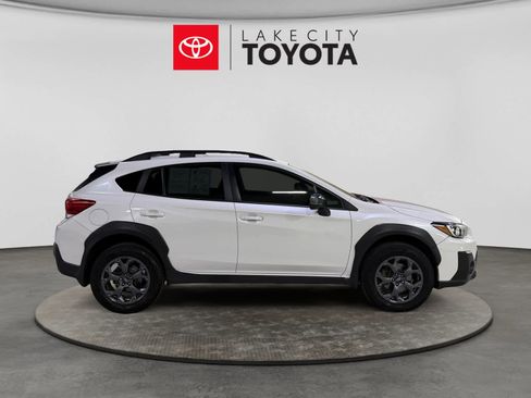 Used 2022 Subaru Crosstrek 2.5i Sport w/ Moonroof Package AWD/4WD image 11
