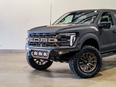 Used 2025 Ford F150 Raptor image 19