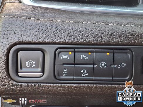 Certified 2021 GMC Yukon XL Denali w/ Denali Premium Package image 11