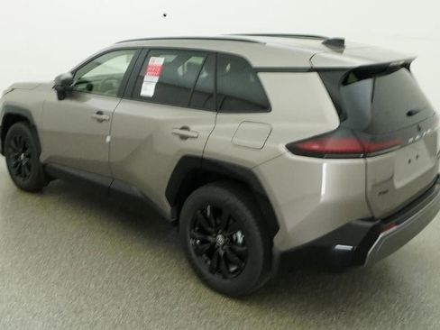 New 2026 Toyota RAV4 SE FWD image 5