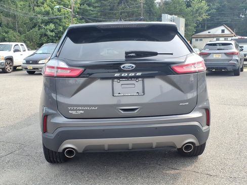 Certified 2023 Ford Edge Titanium AWD/4WD image 5