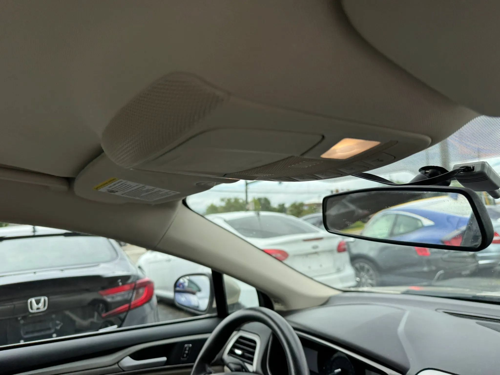 Used 2018 Ford Fusion SE w/ Fusion SE Technology Package FWD image 30