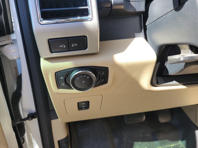 Used 2017 Ford F150 Lariat w/ Equipment Group 501A Mid AWD/4WD image 12