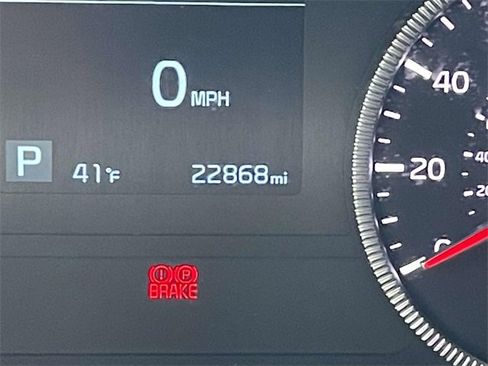 Certified 2022 Kia Telluride LX image 29