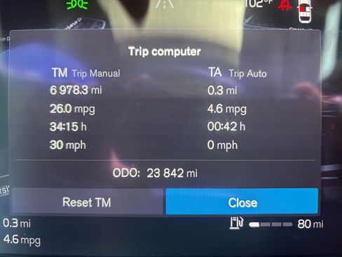 Used 2024 Volvo XC40 B5 Core image 42