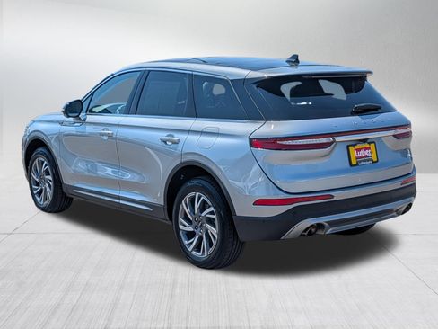 Used 2023 Lincoln Corsair AWD w/ Equipment Group 101A image 5