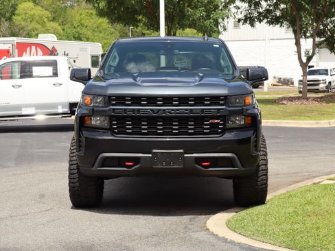 Used 2021 Chevrolet Silverado 1500 Custom Trail Boss w/ Safety Confidence Package AWD/4WD image 3
