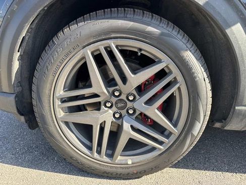 New 2026 Ford Explorer ST w/ Sun And Sound Package image 9