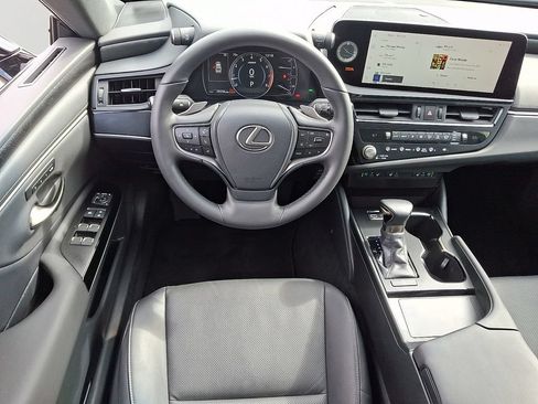 Used 2023 Lexus ES 350 w/ Premium Package FWD image 12