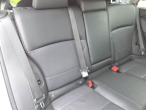 Used 2016 Subaru Outback 2.5i Limited AWD/4WD image 22
