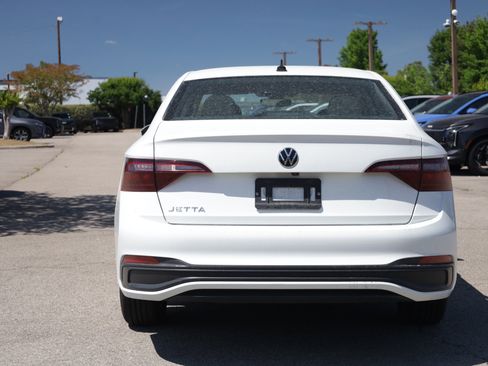 Used 2024 Volkswagen Jetta S FWD image 6