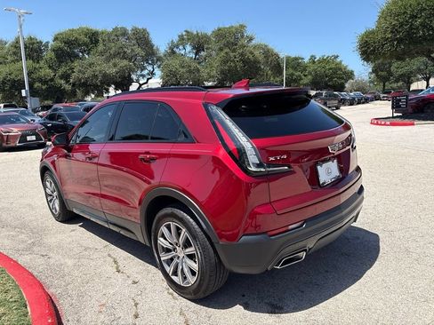 Used 2019 Cadillac XT4 Sport FWD image 3