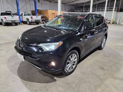 Used 2016 Toyota RAV4 Limited AWD/4WD image 2