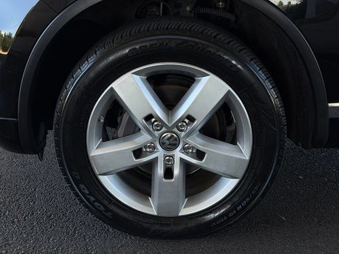 Used 2014 Volkswagen Touareg VR6 AWD/4WD image 59