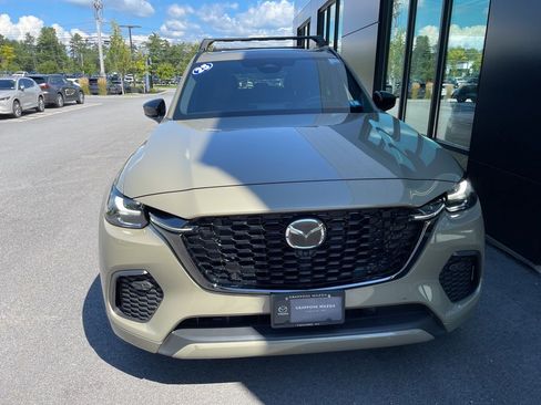 Used 2025 MAZDA CX-70 3.3 Turbo S w/ Premium Package image 3