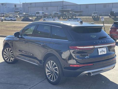 Certified 2023 Lincoln Corsair Reserve w/ Equipment Group 201A image 5