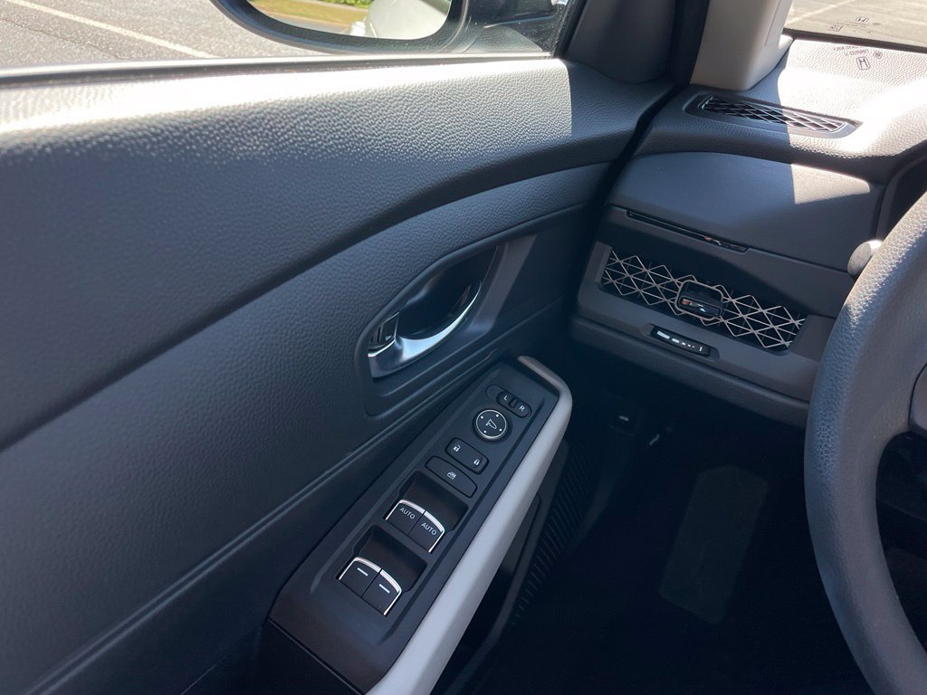 Certified 2025 Honda Accord LX image 22