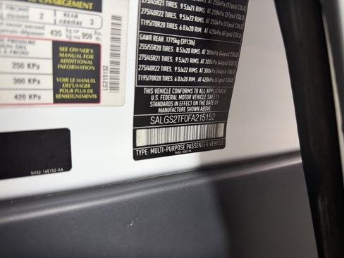 Used 2015 Land Rover Range Rover Supercharged image 25