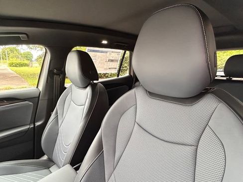 New 2026 Volkswagen Tiguan SE R-Line FWD image 10