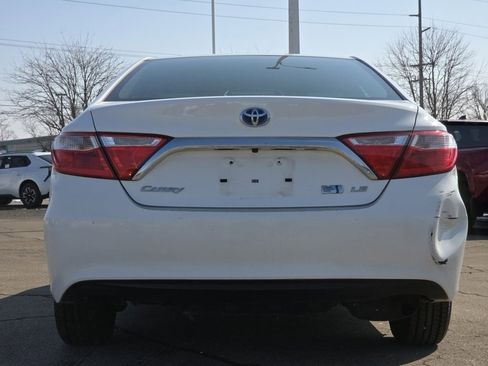 Used 2017 Toyota Camry LE image 21