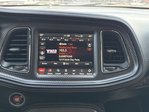 Used 2023 Dodge Challenger SRT Hellcat RWD image 5