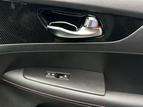 Used 2023 Kia Forte GT w/ GT2 Package image 19