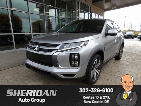 New 2025 Mitsubishi Outlander Sport SE image 1