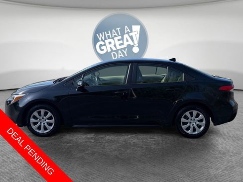 Used 2023 Toyota Corolla LE FWD image 7