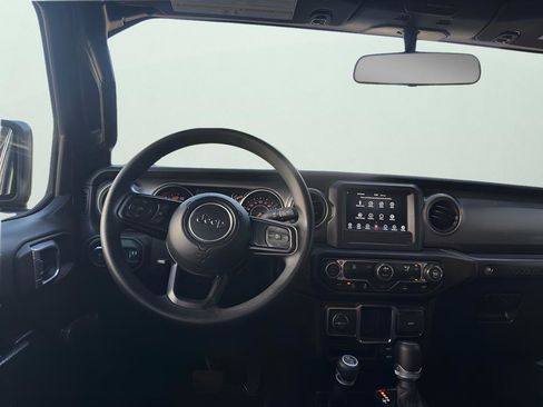 Used 2023 Jeep Wrangler Unlimited Sport AWD/4WD image 31