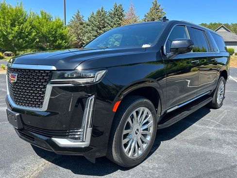 Used 2023 Cadillac Escalade ESV Premium Luxury RWD image 64